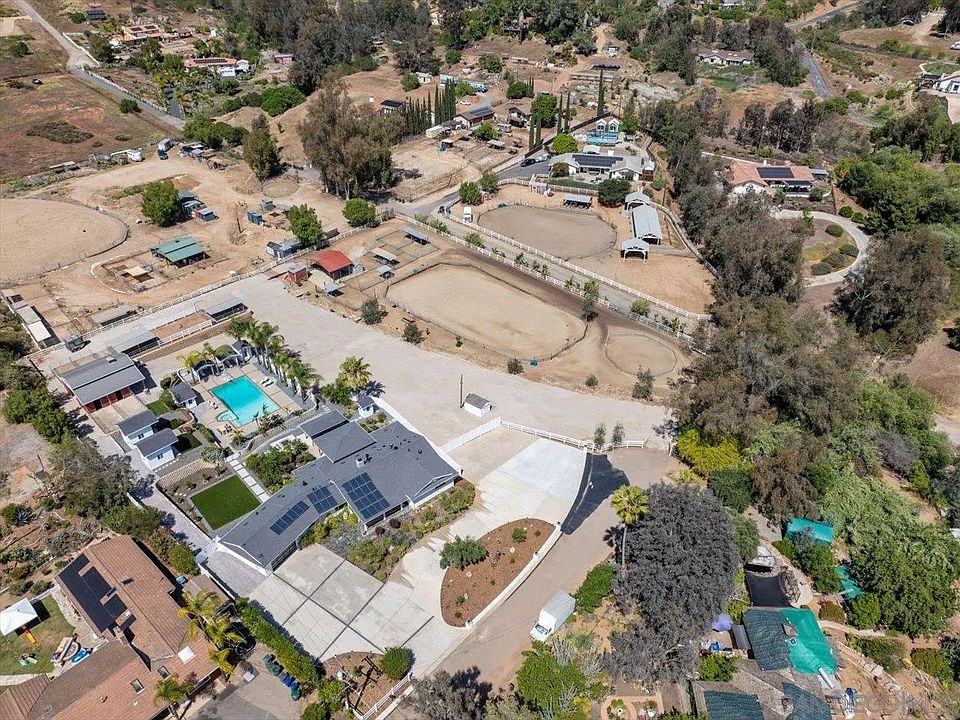 1st image of 14272 Jerome Dr