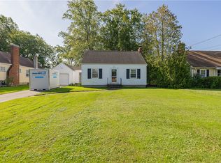 219 McGuire Rd, Rochester, NY 14616