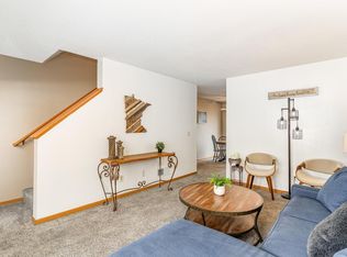 15537 Foghorn Ln #45, Saint Paul, MN 55124