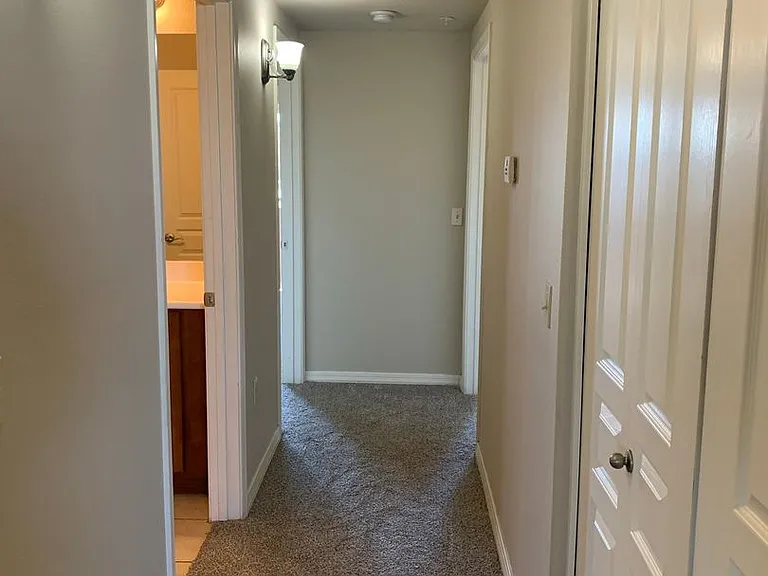 1117 E 8th St #A3002 — Photo 12