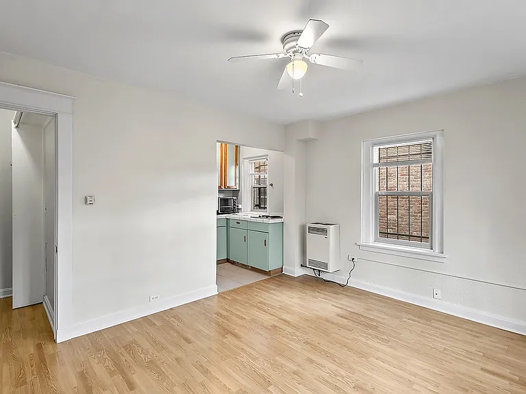 1236 Marion — Photo 13