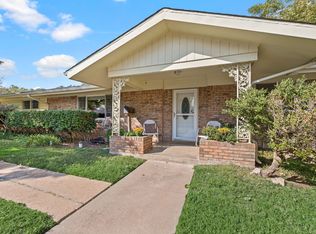 744 Briarwood Ln, Hurst, TX 76053