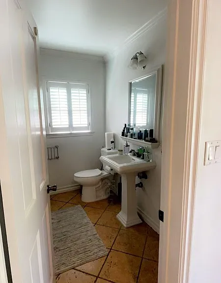 1127 N Cordova St — Photo 35