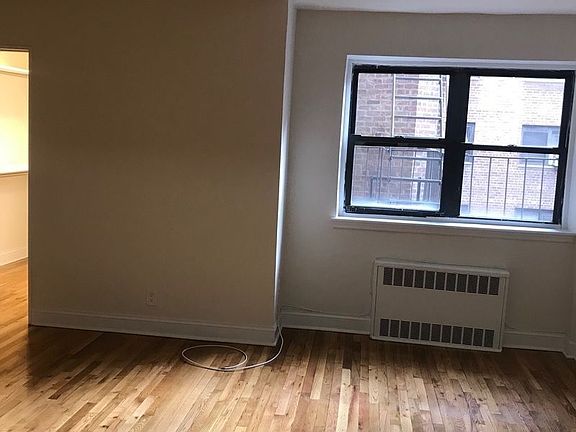 4th image of 7512 35th Ave
