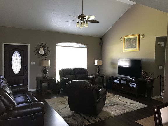 2nd image of 7221 Bayou Landing Dr