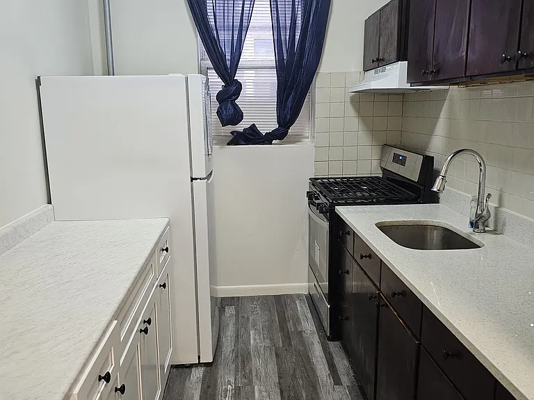 235 E 91st St #1 — Photo 9
