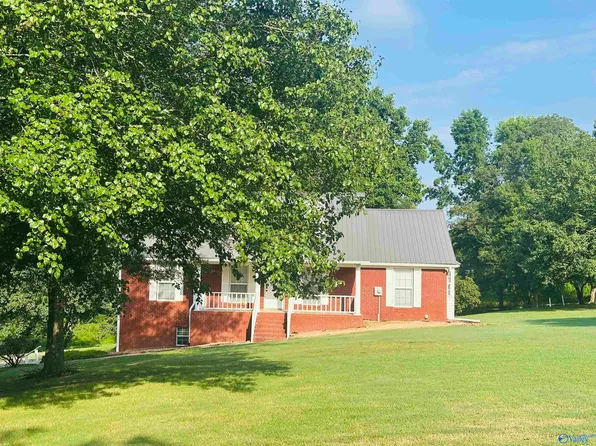 600 Mobb Hill Rd, Union Grove, AL 35175