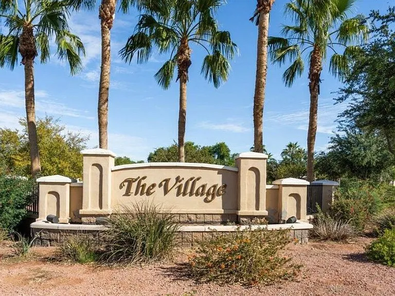 108 E Palomino Dr — Photo 26