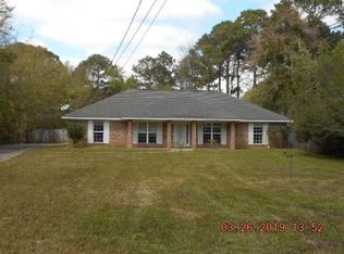 1306 Shore Acres Dr, Mobile, AL 36605