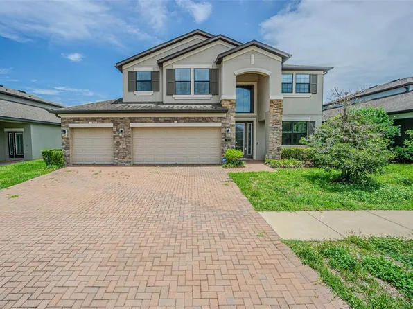 1692 Nature View Dr, Lutz, FL 33558