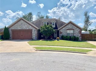 3981 Rosebud Ave, Bethel Heights, AR 72764