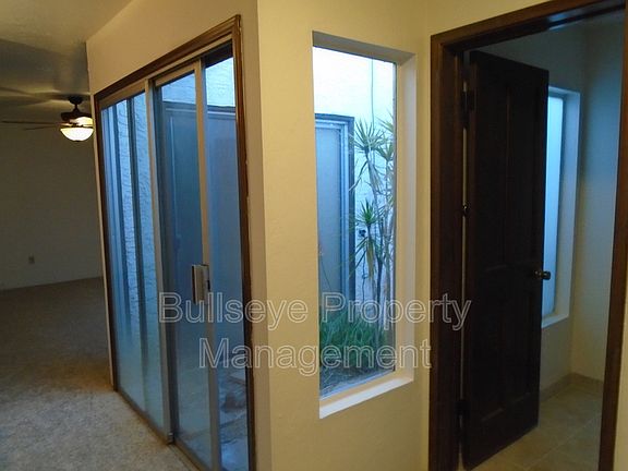 4th image of 2627 S Bala Dr