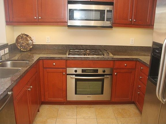 4th image of 225 9th Ave APT 317