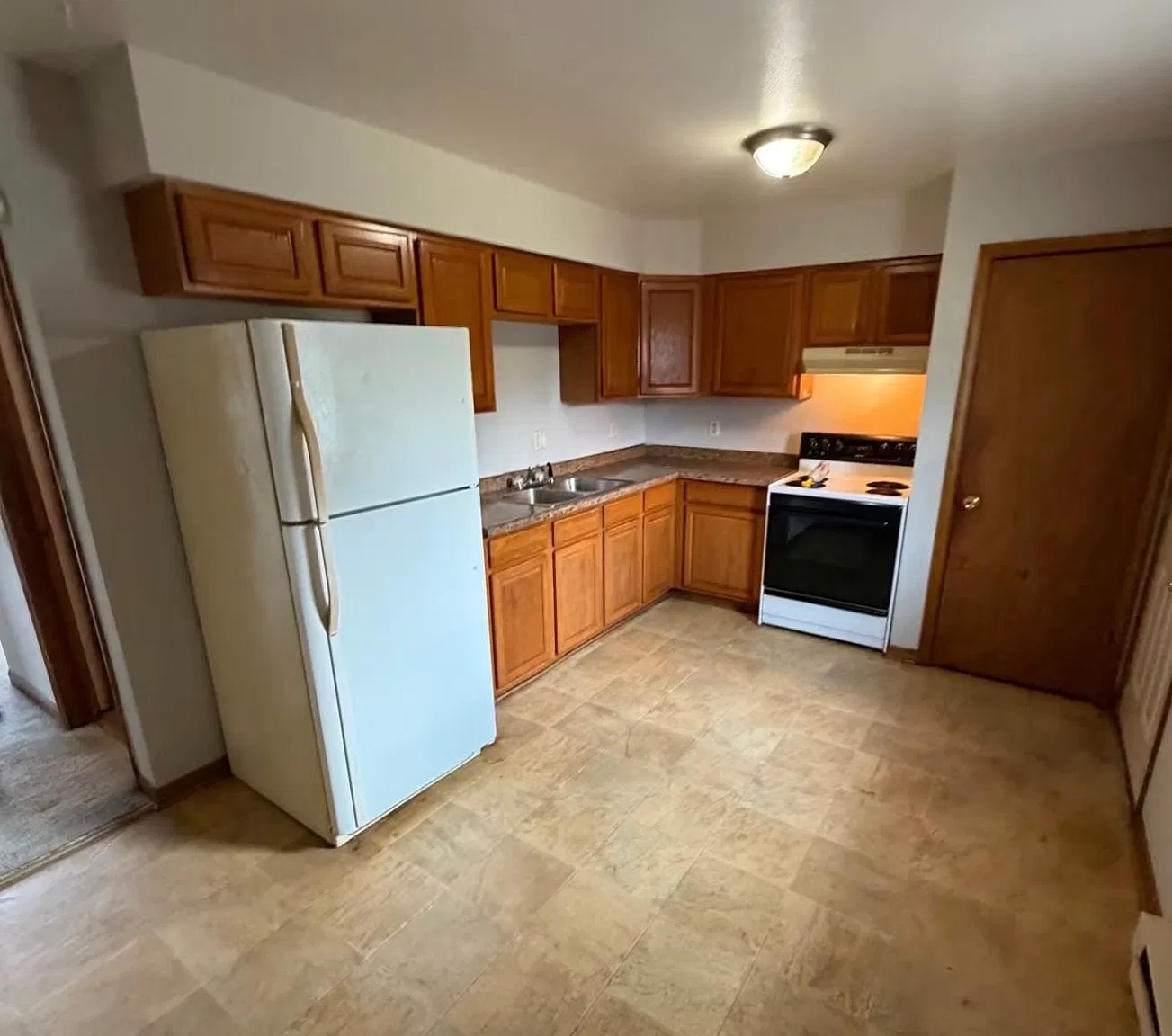 2 bed, $975 — Photo 2