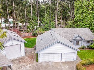 19402 68th St E, Bonney Lake, WA