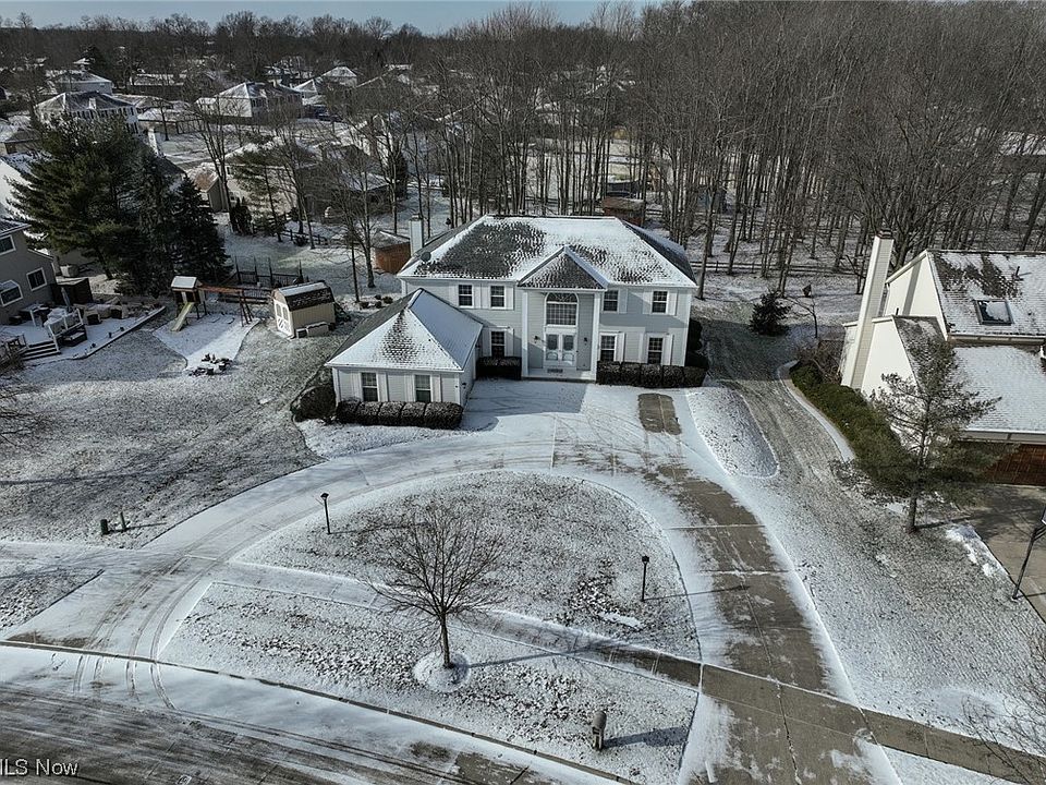 16902 Walnut Creek Dr, Strongsville, OH 44136 Zillow