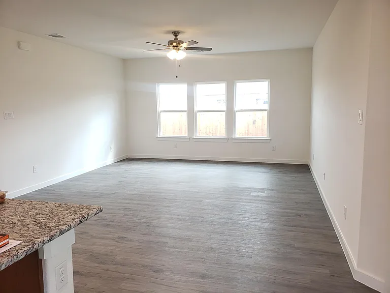 10501 Cedar Ct — Photo 26