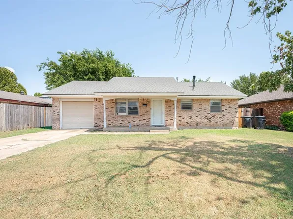 1504 Lawton, Moore, OK 73160
