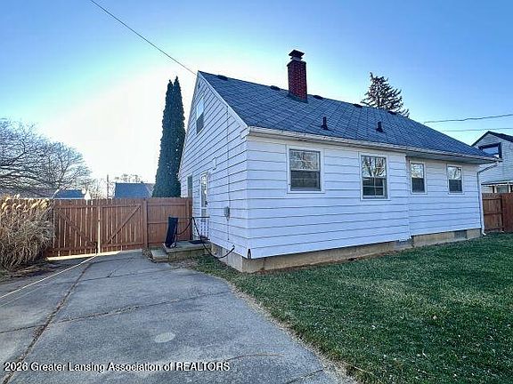 4th image of 4608 Alpha St