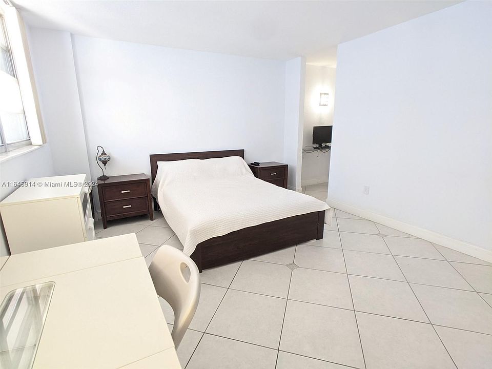 1st image of 800 West Dr #983
