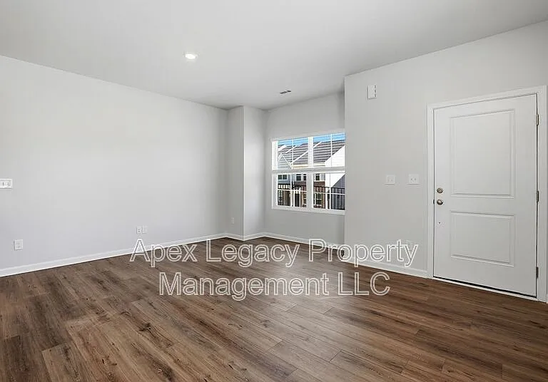 149 Blue Melody Ave — Photo 13