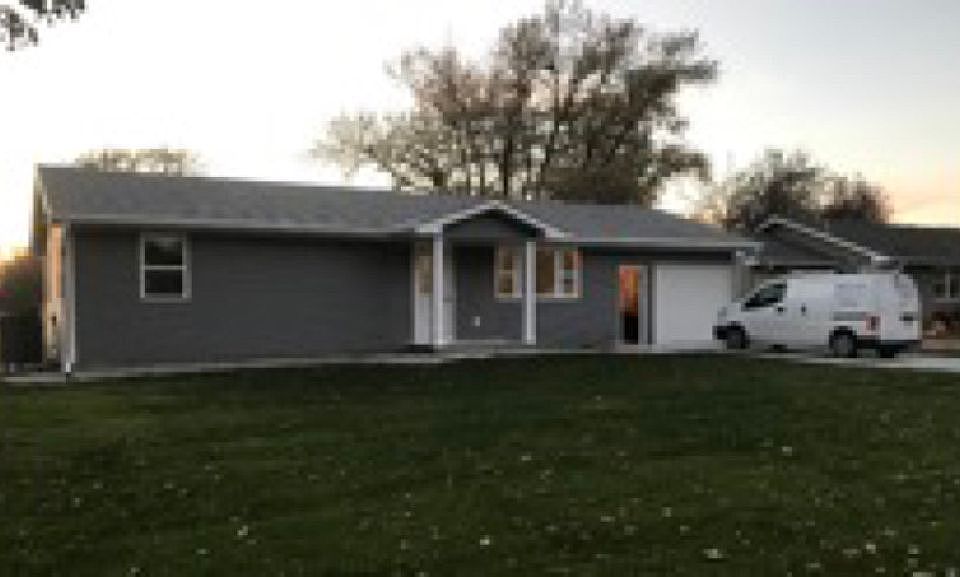 1st image of 1141 N 8th St