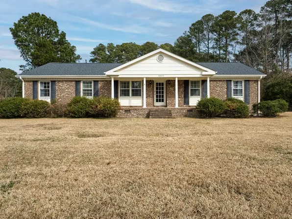 2920 Wellington Dr, Rocky Mount, NC 27803