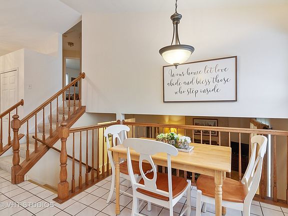 5th image of 1591 Lois Ann Ln