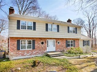 39 Happy Hill Rd, Stamford, CT 06903