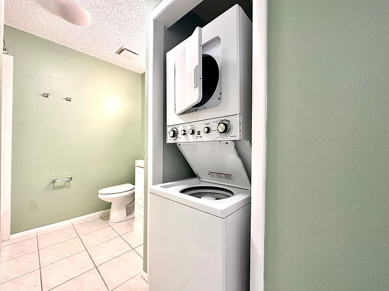 1001 W Marion Ave #9 — Photo 14