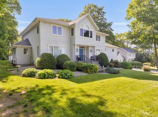 107 Doral Ln, Southington, CT 06489