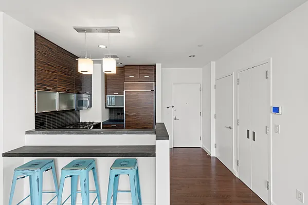 Sold by Compass | media 6