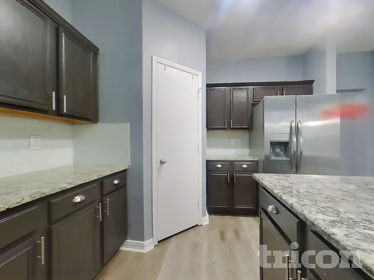 4916 Dougal Ave — Photo 5