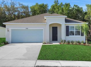 2980 Supermarine Rd, Tavares, FL 32778