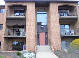 916 Cold Spring Rd, Allentown, PA 18103