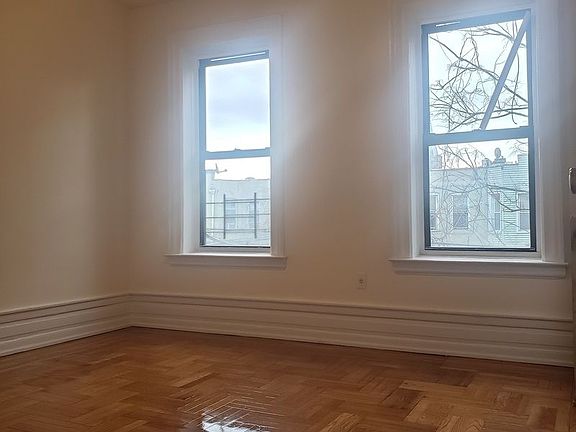 2nd image of 134 Linden Blvd APT 5