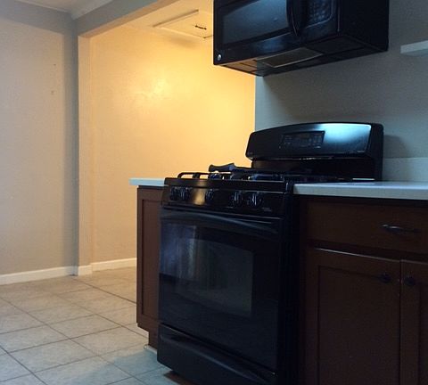 Kitchen gas stove Microwave