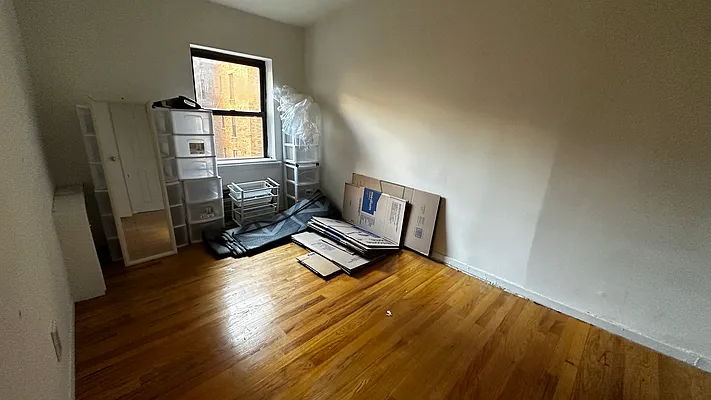 Rented by HOLTON REAL ESTATE INC. | media 16