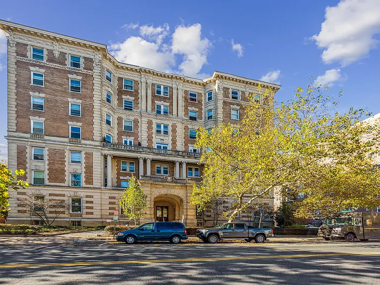 1851 Columbia Rd NW #400 — Photo 29