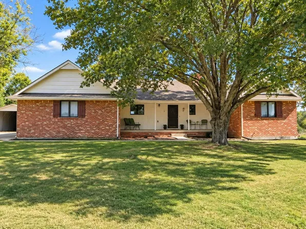 1254 N Osage Rd, Mulvane, KS 67110