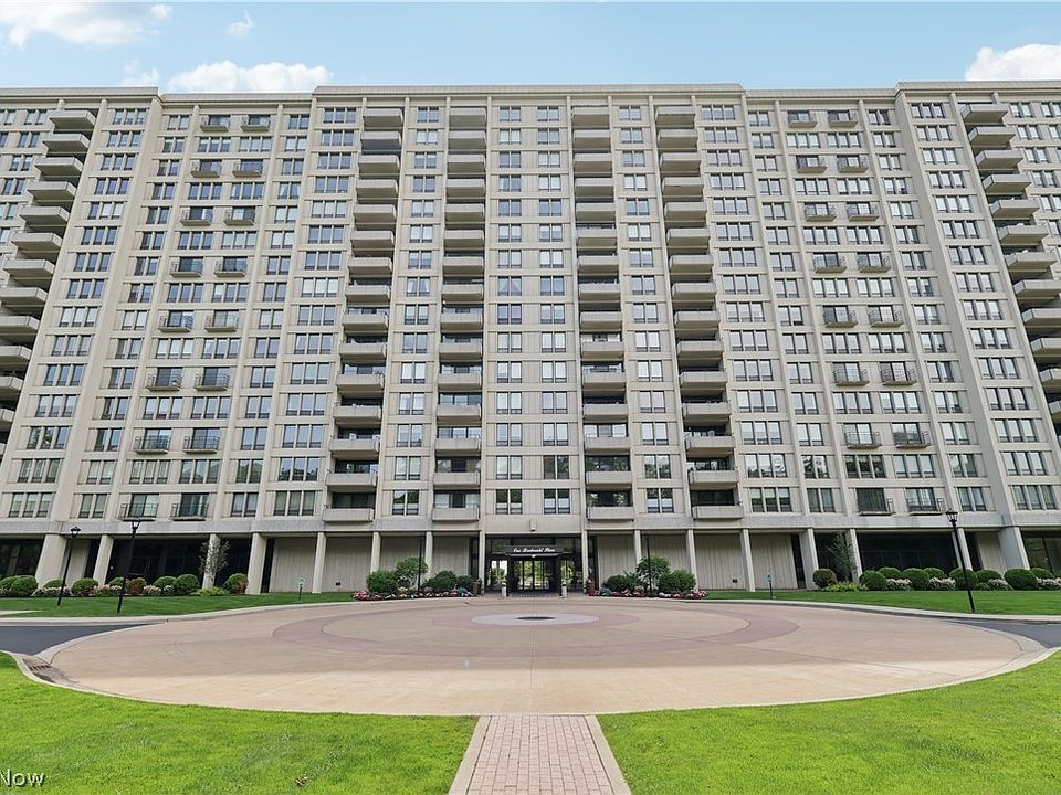 1st image of 1 Bratenahl Pl APT 1010