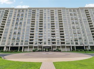 1 Bratenahl Pl APT 1010, Cleveland, OH