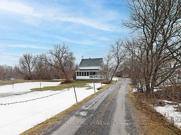 2nd image of 3968 Diamondview Rd