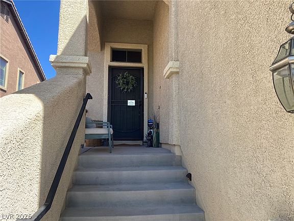 3rd image of 5944 Gold Horizon St