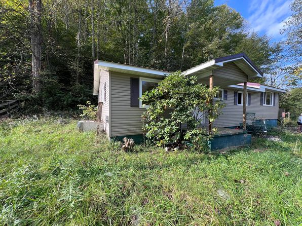 92 Sunflower Ln, Pine Top, KY 41843