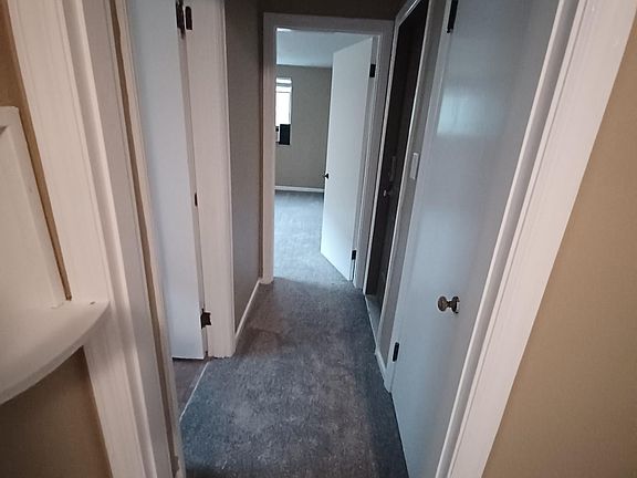 5th image of 2551 Hilton Dr #2