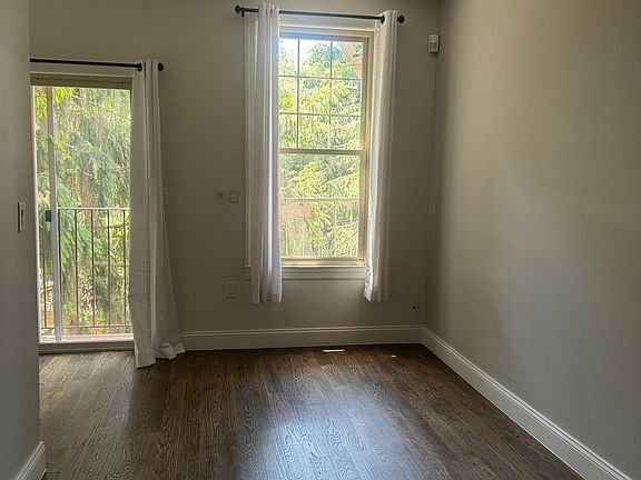 5th image of 15 Saint Pauls Ave APT 4