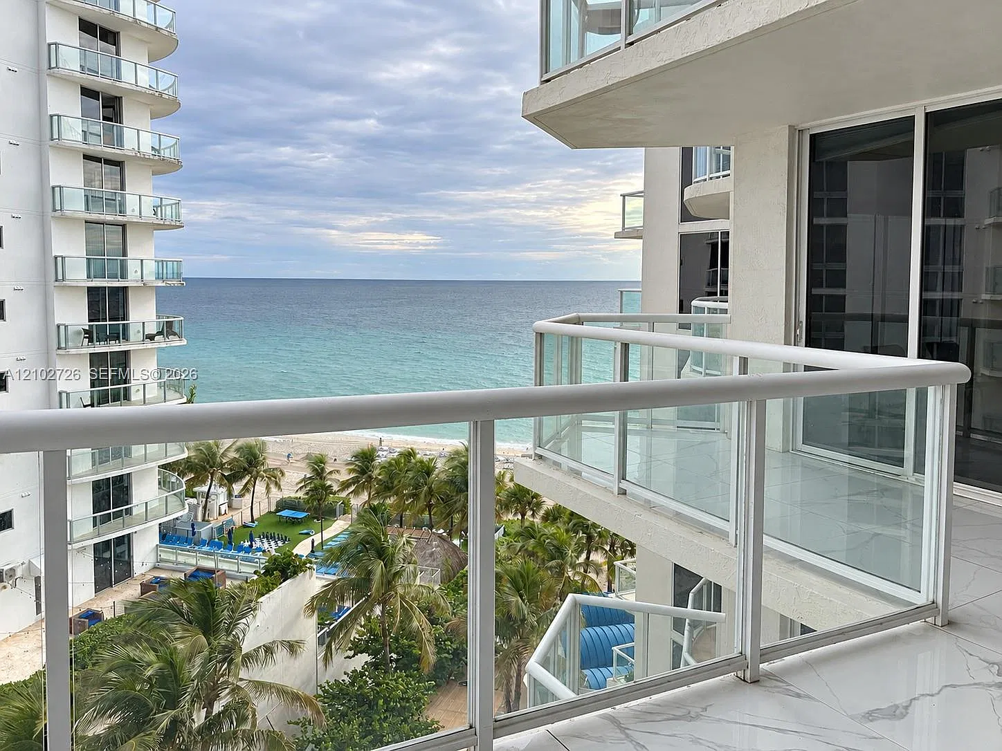 Millennium Condo — Photo 2
