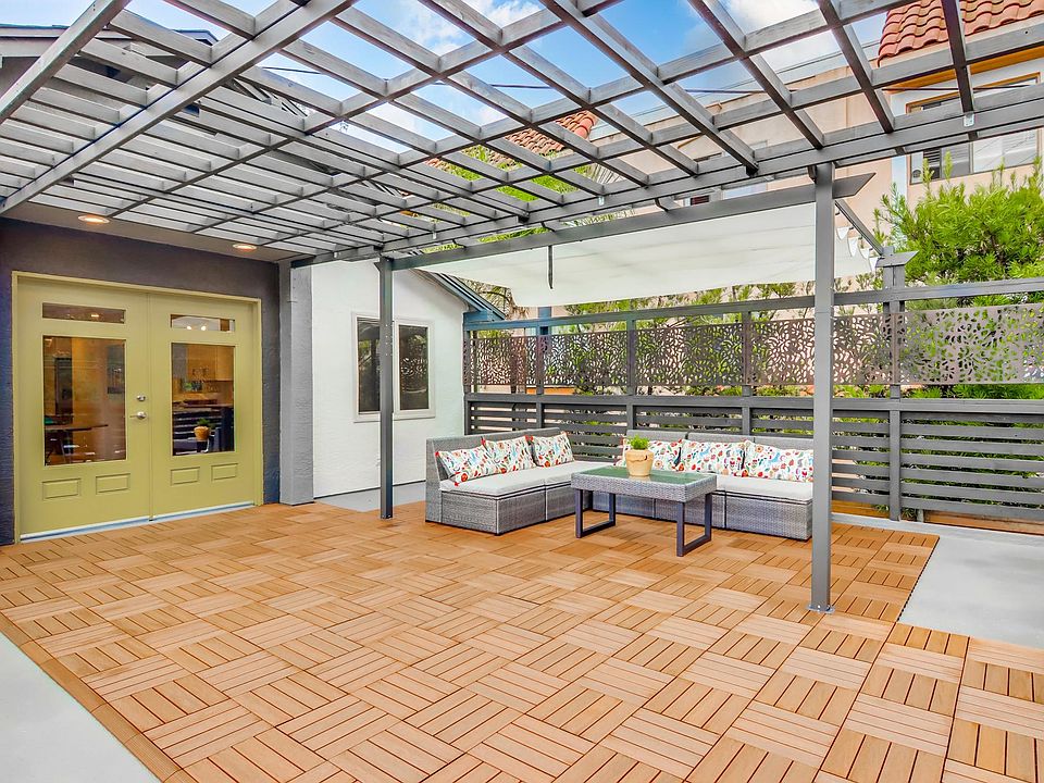 1st image of 3276 Reynard Way