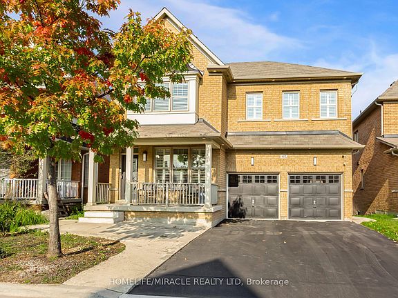 3rd image of 452 Nairn Cir
